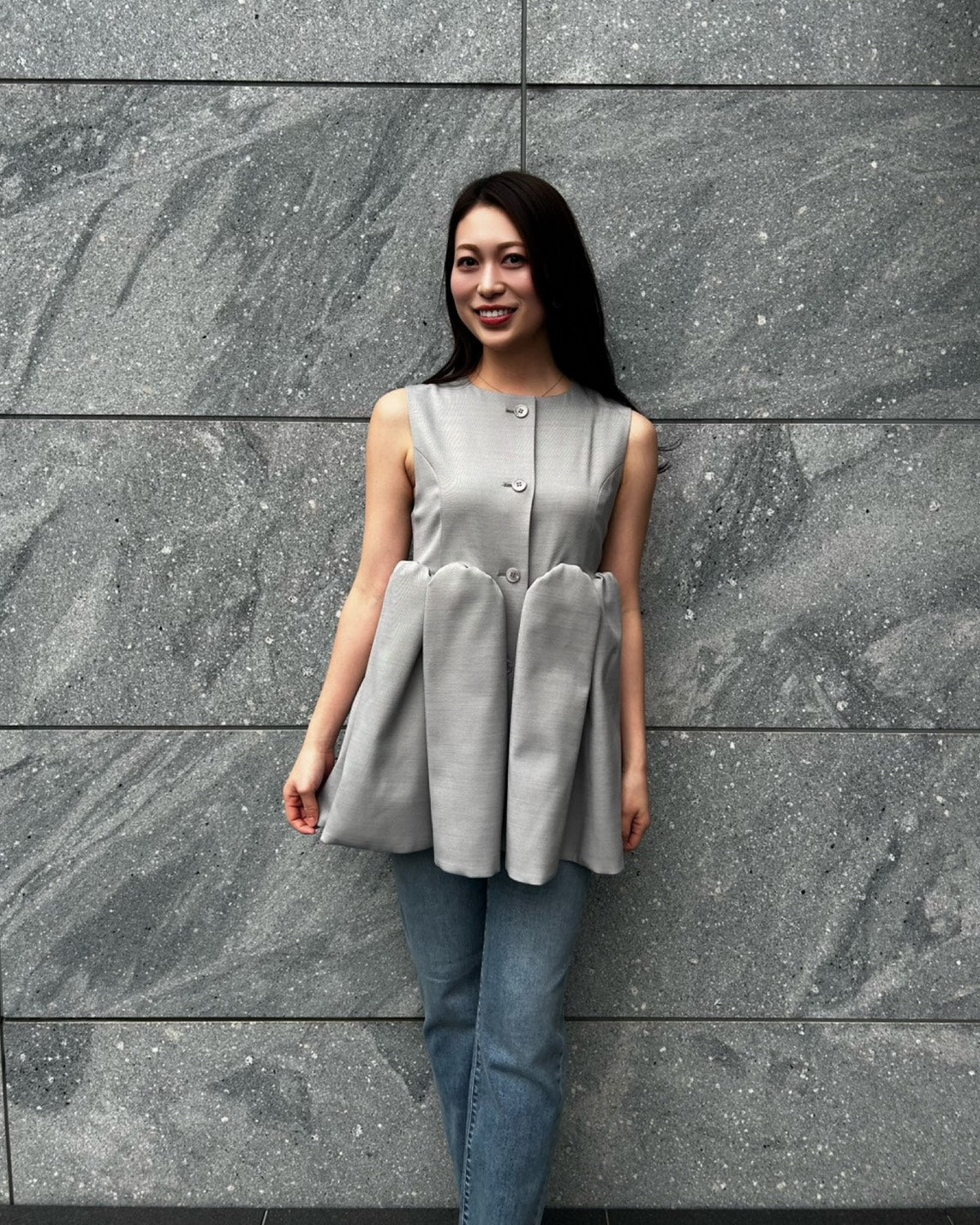 【5月中旬発送】Sleeveless Balloon Peplum Top