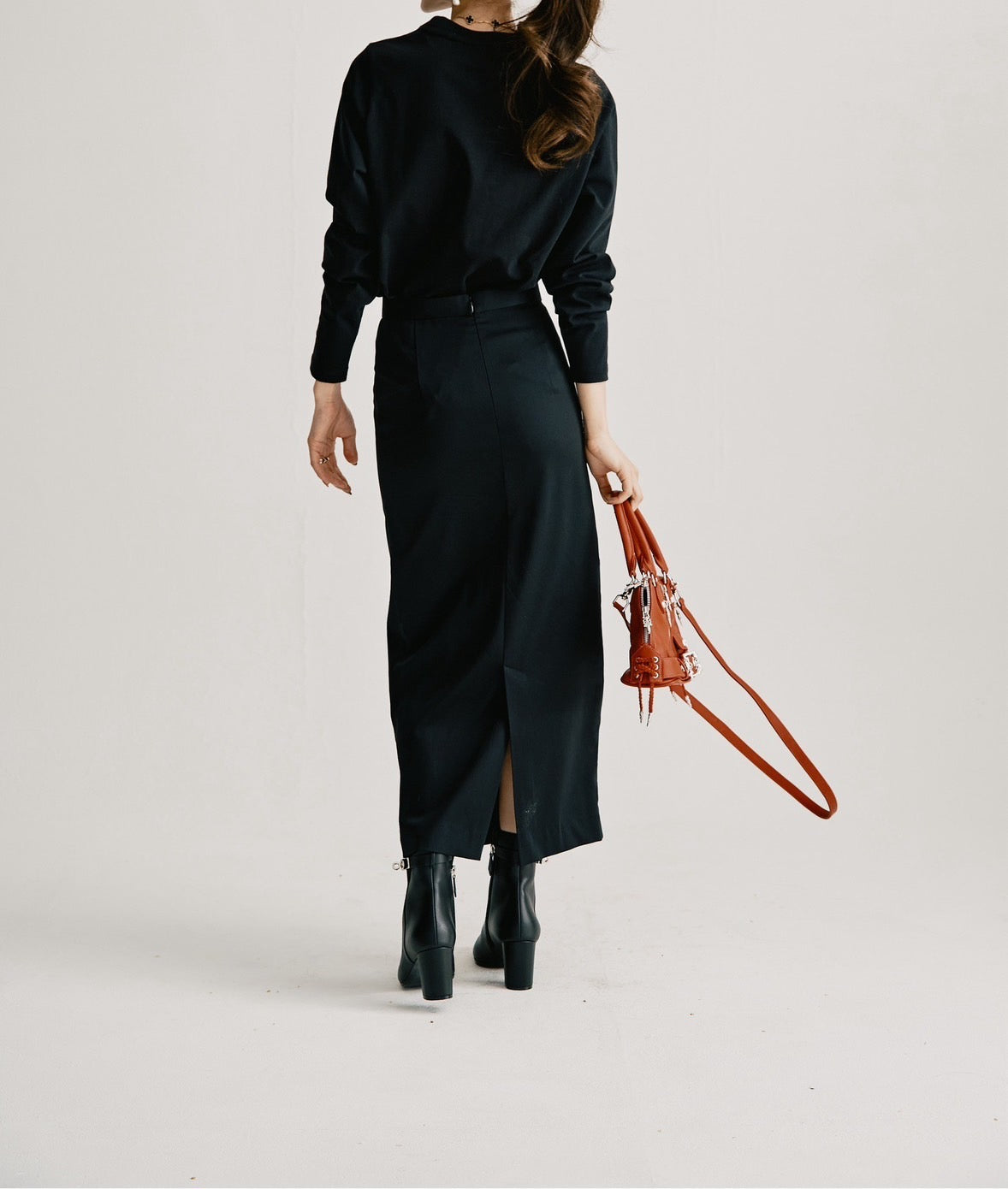 Multi-ribbon skirt